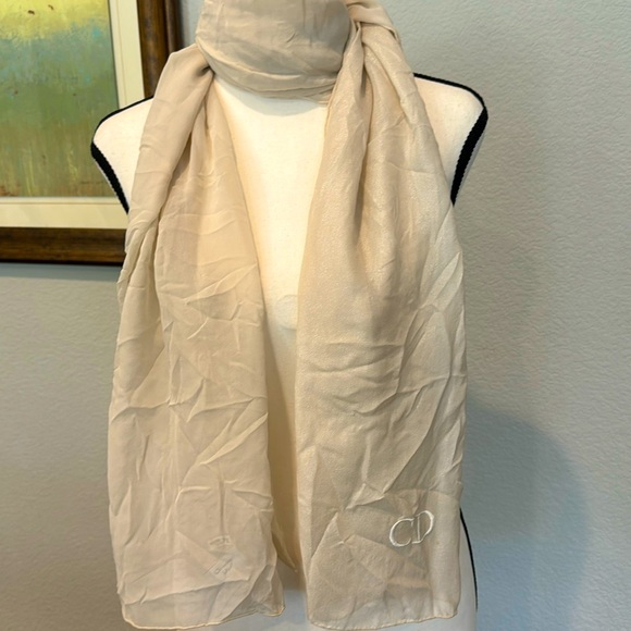 Authentic Dior sheer & shiny silk scarf - Picture 1 of 9